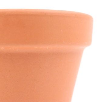 Zaden in terracotta potje met eigen ontwerp